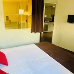 Quality Only Cdg Airport En France Appart hôtel 4*