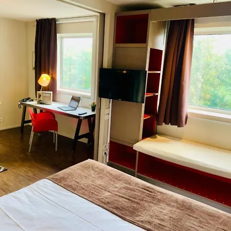 Quality Only Cdg Airport En France 4* Roissy-en-France