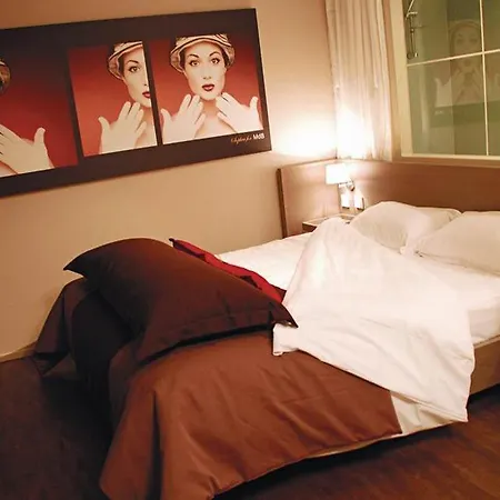 Quality Only Cdg Airport En France Aparthotel 4*