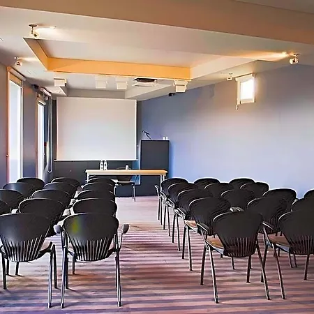 Aparthotel Standing By Actisource Roissy-en-France
