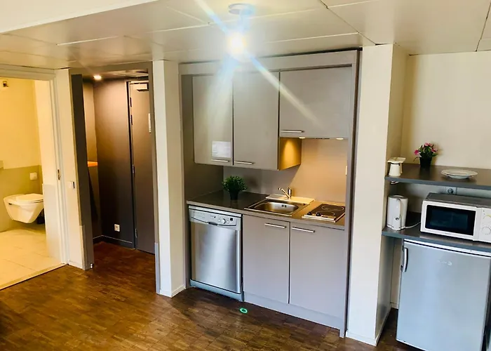 Aparthotel Quality Only Cdg Airport En France 4*
