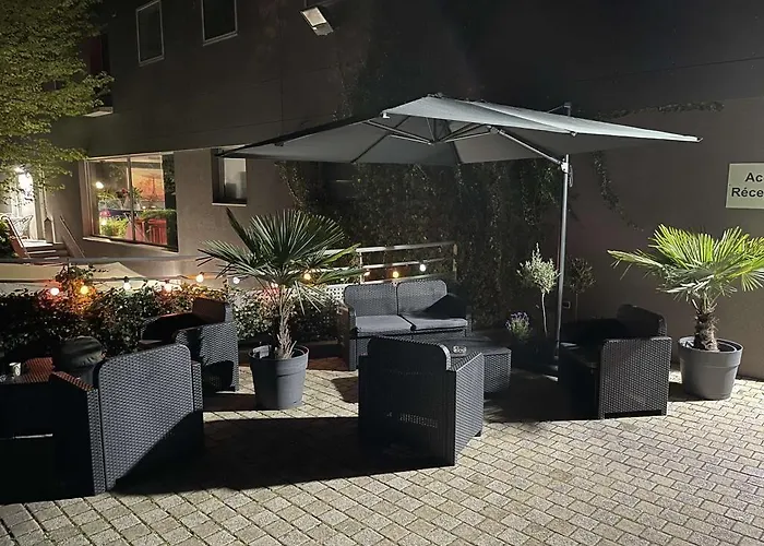 Quality Only Cdg Airport En France Aparthotel 4*